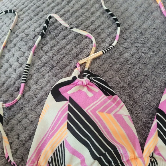 Stylish Multicolor Bikini Set - Picture 5 of 10